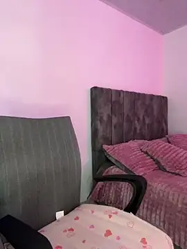 astrid  online show from September 2025 11:23:02 AM