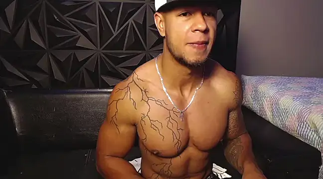 Snapshot of Jacob_Beckett chatting on February 2025 11:44:02 AM Jacob Beckett online show from February 2025 11:44:02 AM