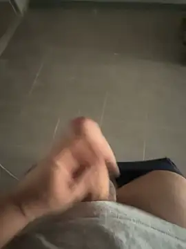 Snapshot of Greeneyes0820 chatting on February 2025 12:54:01 PM Greeneyes0820 online show from February 2025 12:54:01 PM