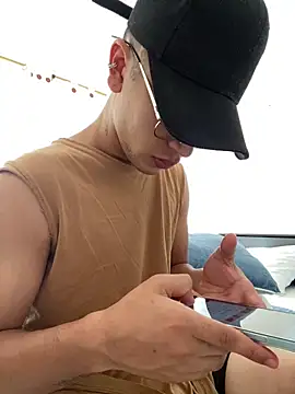 Snapshot of Diegosavage3 chatting on September 2025 03:34:02 PM Diegosavage3 online show from September 2025 03:34:02 PM