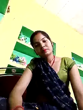 Bhuvi Bedi online show from February 2025 04:51:01 PM