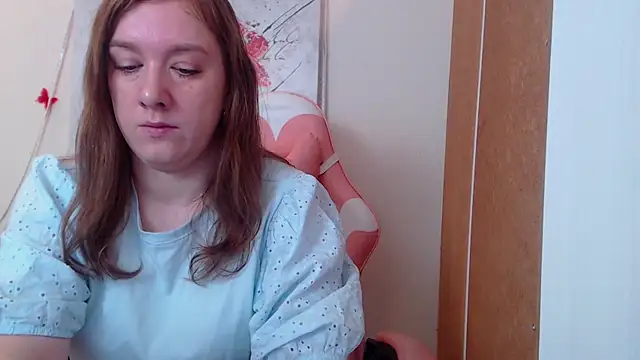 Snapshot of MarthaSimons chatting on May 2026 05:01:02 AM MarthaSimons online show from May 2026 05:01:02 AM