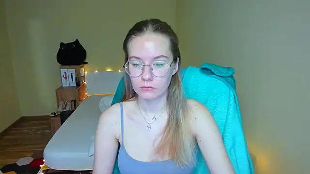 EmilyPaw online show from February 2025 02:37:01 AM