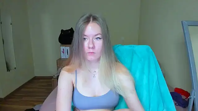 EmilyPaw online show from February 2025 09:13:02 AM