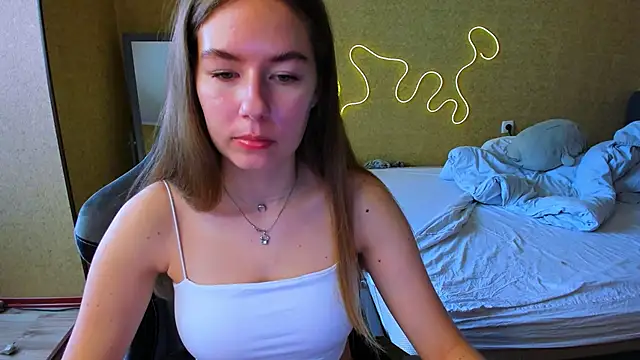 EmilyPaw online show from March 2026 10:07:01 AM