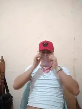 LuisMex1998 online show from November 2025 07:18:02 AM