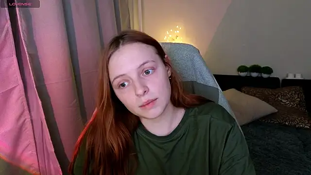 Snapshot of Hanna_melon chatting on January 2025 12:39:02 AM Hanna melon online show from January 2025 12:39:02 AM