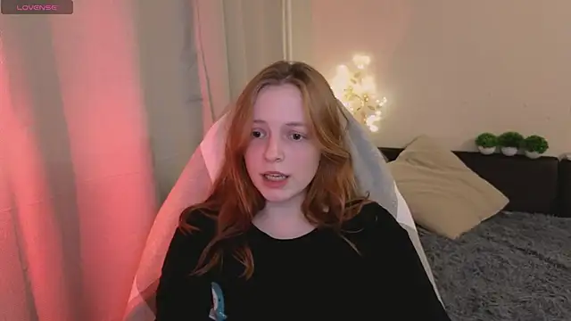 Snapshot of Hanna_melon chatting on February 2025 07:05:02 PM Hanna melon online show from February 2025 07:05:02 PM