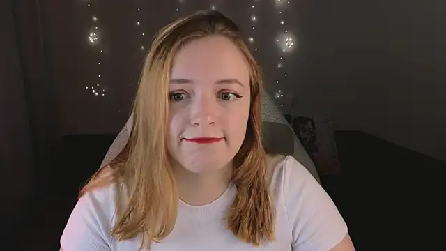 Snapshot of Hanna_melon chatting on October 2025 11:51:02 AM Hanna melon online show from October 2025 11:51:02 AM