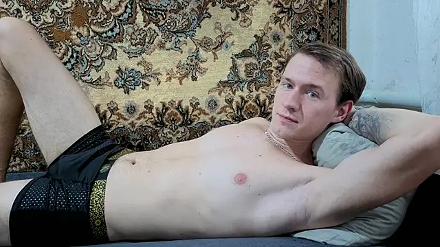 Snapshot of DiMastyzzz chatting on January 2025 08:30:01 AM DiMastyzzz online show from January 2025 08:30:01 AM