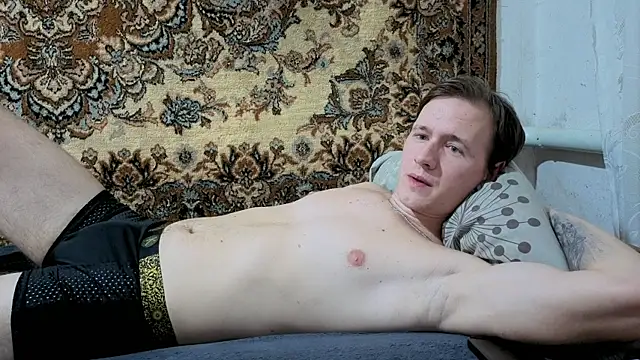 Snapshot of DiMastyzzz chatting on January 2025 12:48:02 AM DiMastyzzz online show from January 2025 12:48:02 AM