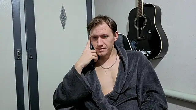 Snapshot of DiMastyzzz chatting on January 2025 06:45:01 AM DiMastyzzz online show from January 2025 06:45:01 AM