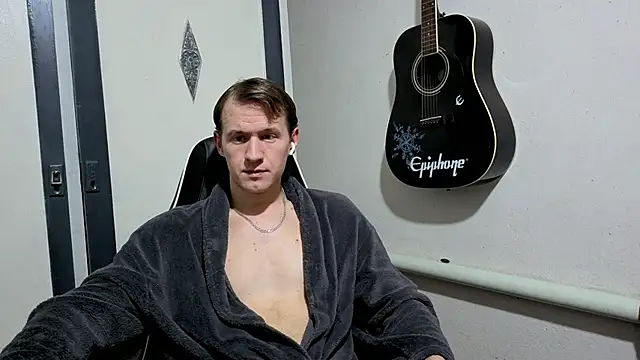 Snapshot of DiMastyzzz chatting on February 2025 05:26:02 PM DiMastyzzz online show from February 2025 05:26:02 PM