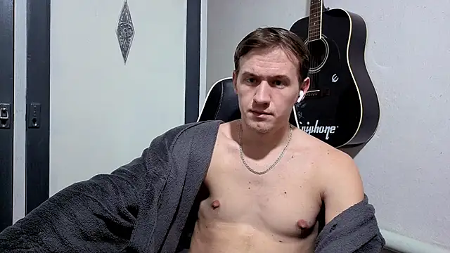 Snapshot of DiMastyzzz chatting on February 2025 10:12:01 PM DiMastyzzz online show from February 2025 10:12:01 PM