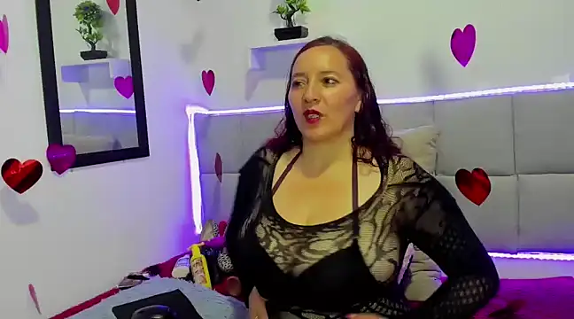 Snapshot of Madisson_Housse chatting on February 2025 10:52:02 PM Madisson Housse online show from February 2025 10:52:02 PM