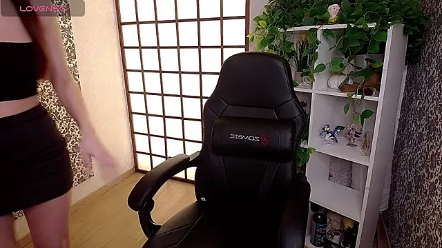 Snapshot of KristineBeauty chatting on January 2025 08:11:02 AM KristineBeauty online show from January 2025 08:11:02 AM