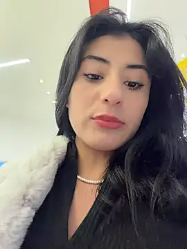 Snapshot of fiorella_paris chatting on November 2025 10:09:02 PM fiorella paris online show from November 2025 10:09:02 PM