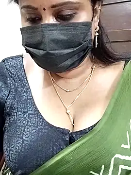 Snapshot of Queenflowerr chatting on February 2025 06:56:01 AM Queenflowerr online show from February 2025 06:56:01 AM