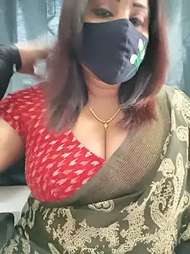 Queenflowerr online show from May 2026 08:32:01 AM
