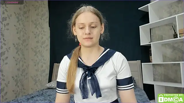 Snapshot of onelovelyalice chatting on January 2025 04:52:02 PM onelovelyalice online show from January 2025 04:52:02 PM