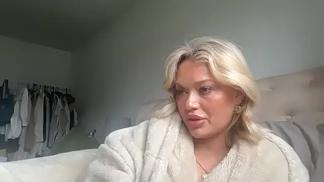 blissdimicco online show from March 2026 12:44:01 PM