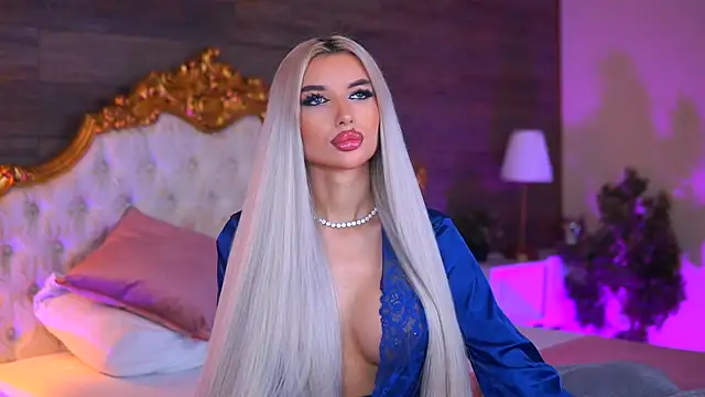 Juicy Jessye online show from December 2025 08:47:02 PM