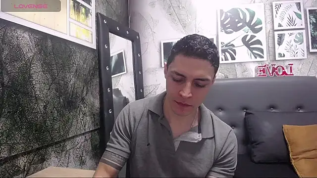 Snapshot of Frank_Millers chatting on February 2025 03:49:01 PM Frank Millers online show from February 2025 03:49:01 PM