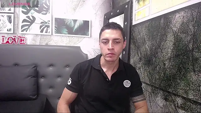 Snapshot of Frank_Millers chatting on February 2025 09:38:01 PM Frank Millers online show from February 2025 09:38:01 PM