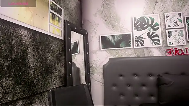 Snapshot of Frank_Millers chatting on February 2025 03:54:01 PM Frank Millers online show from February 2025 03:54:01 PM