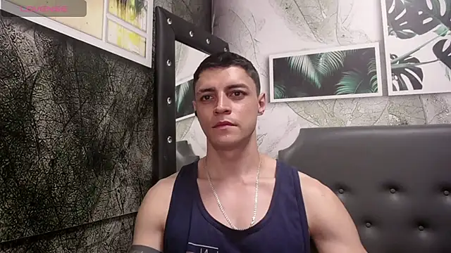 Snapshot of Frank_Millers chatting on February 2025 02:06:02 AM Frank Millers online show from February 2025 02:06:02 AM