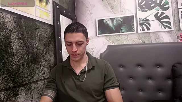 Snapshot of Frank_Millers chatting on February 2025 05:47:02 PM Frank Millers online show from February 2025 05:47:02 PM