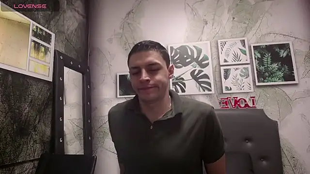 Snapshot of Frank_Millers chatting on February 2025 02:53:01 PM Frank Millers online show from February 2025 02:53:01 PM