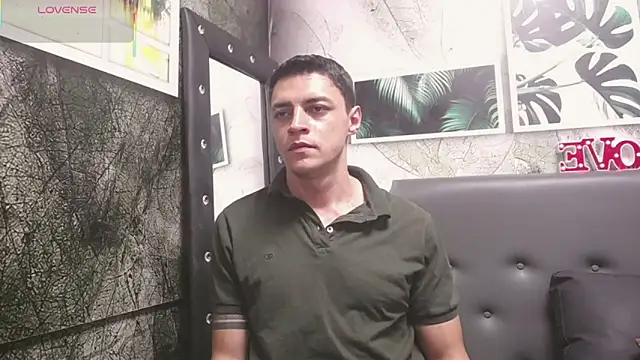 Snapshot of Frank_Millers chatting on March 2025 10:22:01 AM Frank Millers online show from March 2025 10:22:01 AM