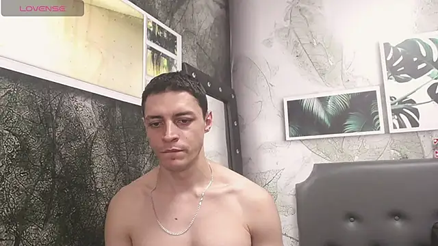 Snapshot of Frank_Millers chatting on March 2025 09:16:01 PM Frank Millers online show from March 2025 09:16:01 PM