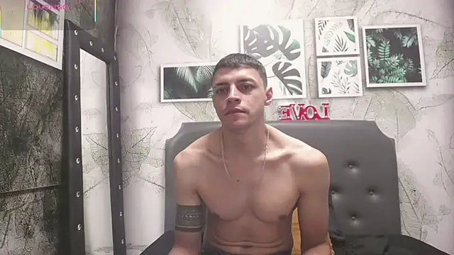 Snapshot of Frank_Millers chatting on March 2025 06:04:02 PM Frank Millers online show from March 2025 06:04:02 PM