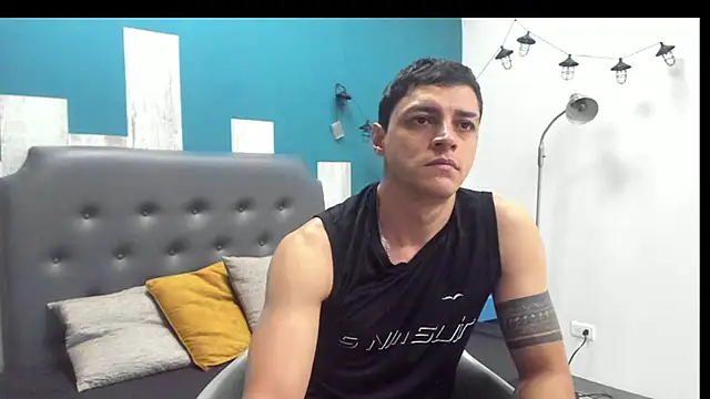 Snapshot of Frank_Millers chatting on September 2025 05:49:01 PM Frank Millers online show from September 2025 05:49:01 PM