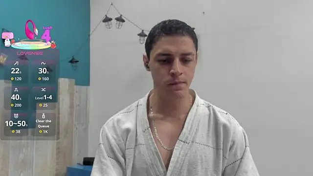 Snapshot of Frank_Millers chatting on October 2025 09:14:02 PM Frank Millers online show from October 2025 09:14:02 PM