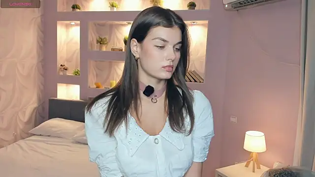 FloraDobb online show from September 2025 07:07:01 AM