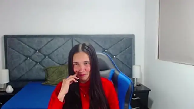 victoria adams07 online show from November 2025 07:46:02 PM