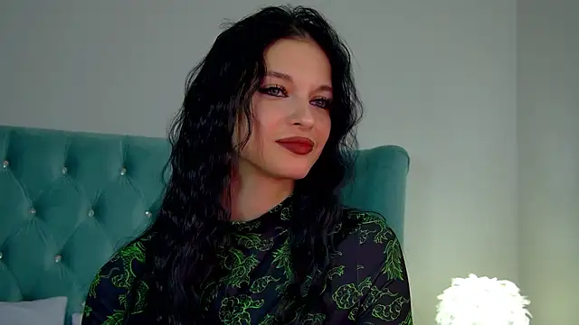 Snapshot of BeverlyMost chatting on March 2025 09:16:01 AM BeverlyMost online show from March 2025 09:16:01 AM