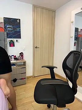 KarlaWild online show from November 2025 12:31:02 AM