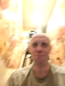 Snapshot of MaxDevilWhite chatting on September 2025 12:05:01 AM MaxDevilWhite online show from September 2025 12:05:01 AM