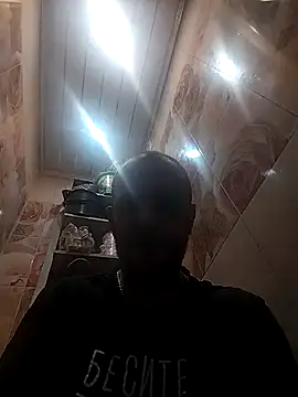 Snapshot of MaxDevilWhite chatting on October 2025 08:26:02 AM MaxDevilWhite online show from October 2025 08:26:02 AM