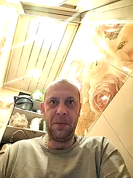 Snapshot of MaxDevilWhite chatting on November 2025 08:55:01 PM MaxDevilWhite online show from November 2025 08:55:01 PM