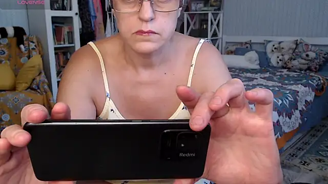 Soffya Soy online show from July 2026 12:00:02 PM