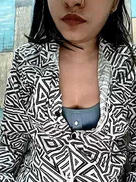 Snapshot of cute_IndianBabe chatting on November 2025 12:56:02 AM cute IndianBabe online show from November 2025 12:56:02 AM