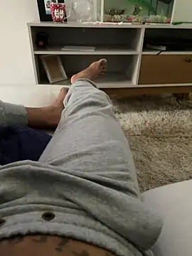 Snapshot of baianodotadooxe chatting on November 2025 06:07:02 PM baianodotadooxe online show from November 2025 06:07:02 PM