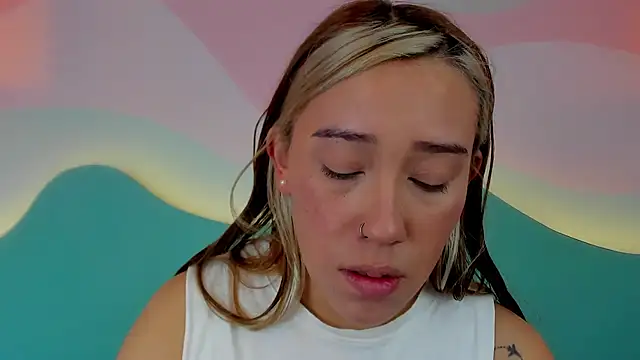 Snapshot of Lannajansen chatting on November 2025 01:00:02 PM Lannajansen online show from November 2025 01:00:02 PM