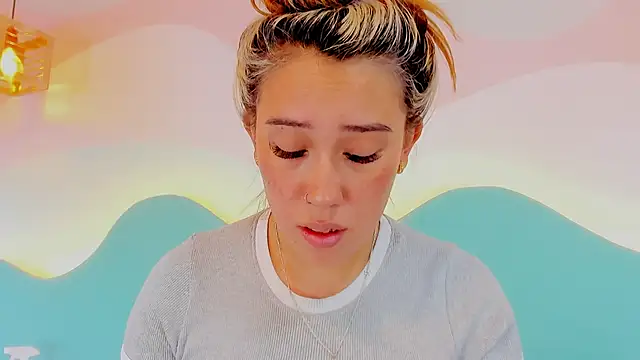 Lannajansen online show from February 2026 01:41:01 PM