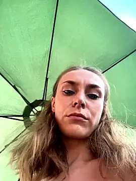 Snapshot of White_Lu chatting on January 2026 02:03:01 AM White Lu online show from January 2026 02:03:01 AM